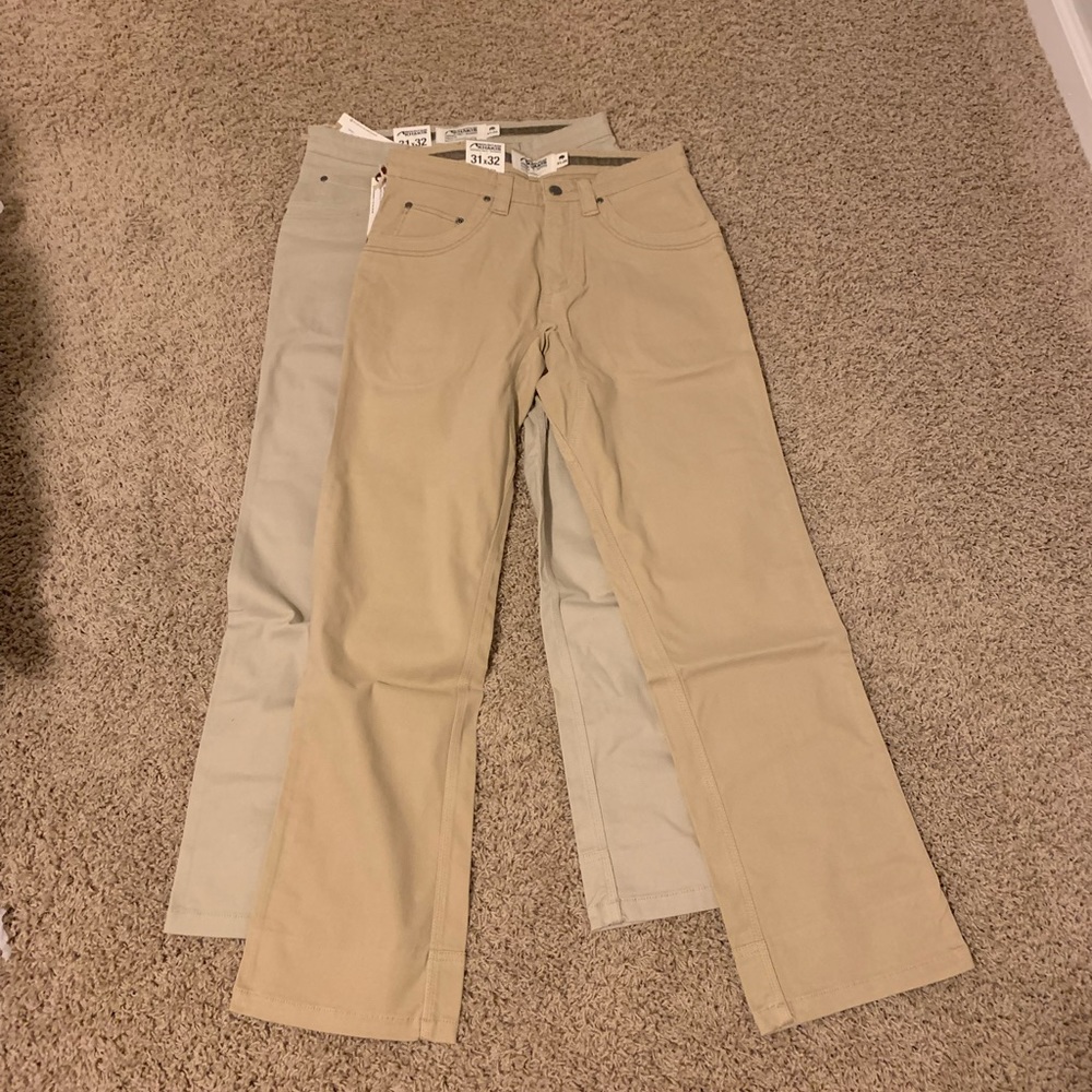Mountain khakis 31x32